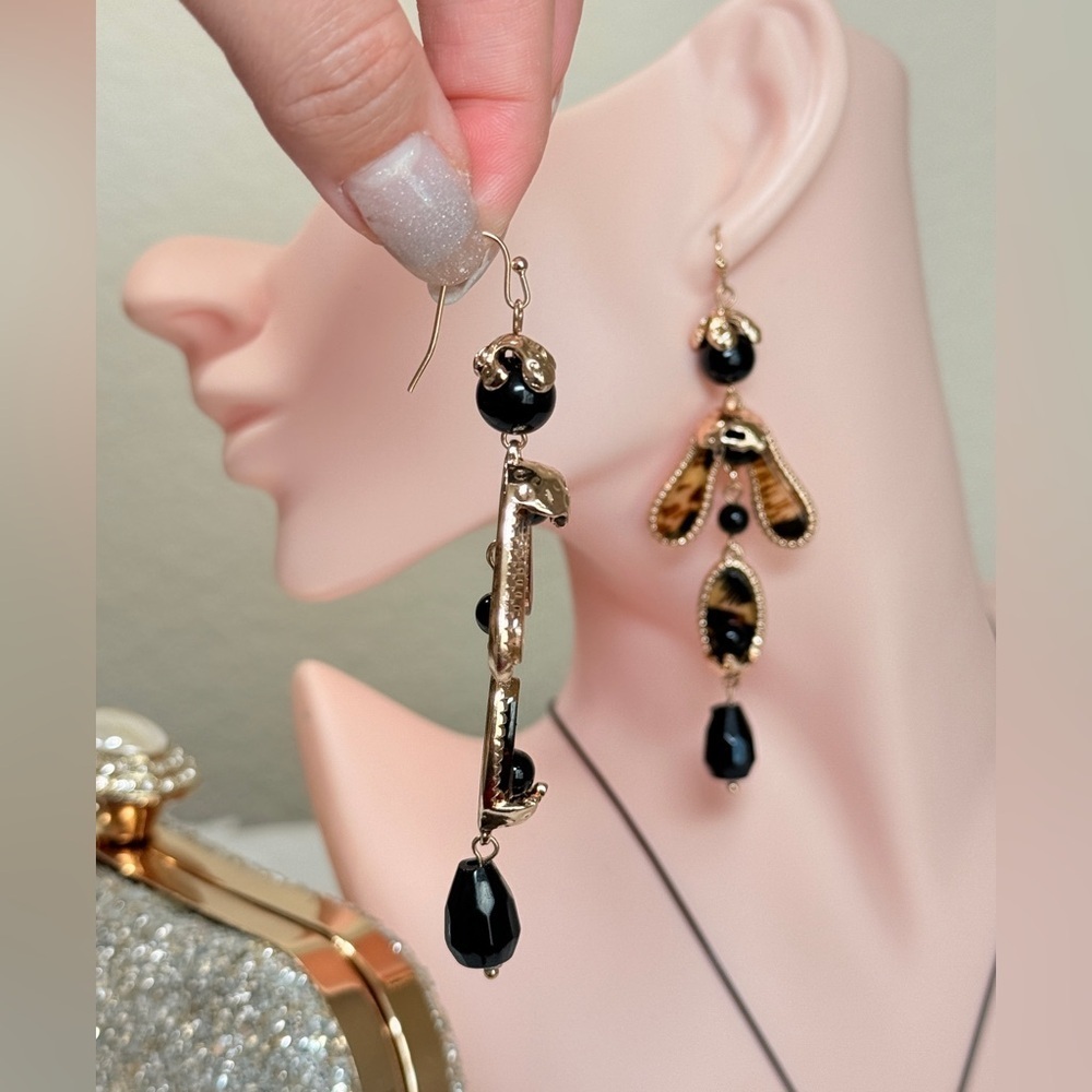Elegant Gold and Black Dangle Earrings - Picture 7 of 7